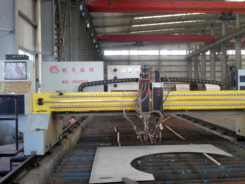 數(shù)控火焰/等離子切割機